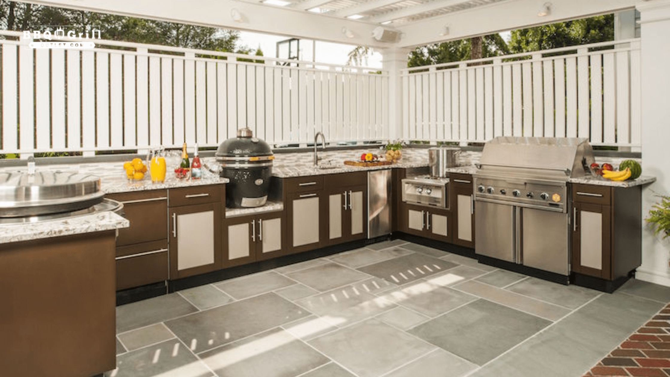 Best Accessories for Your Outdoor Kitchen