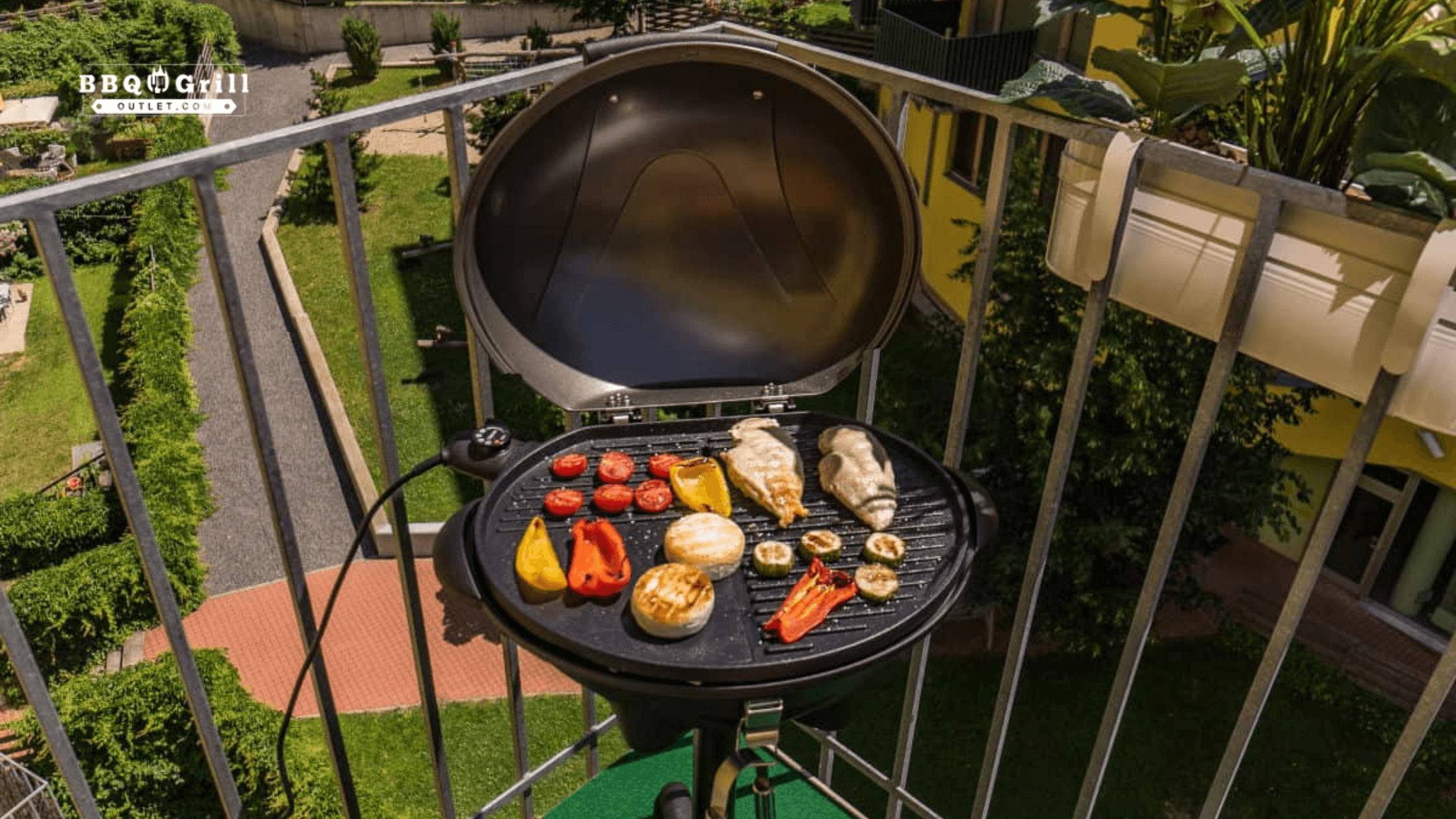 Best Small Grill for Apartment Living & Outdoor Cooking